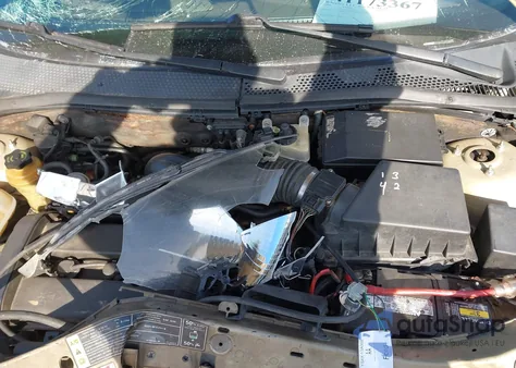 2000 Ford Focus Se z USA, uszkodzony, nr VIN 1FAFP3435YW292500